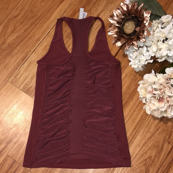 Athleta Bakasana Tank Top Racerback Mesh Fitted Workout Shirt NWOT - Picture 6 of 11